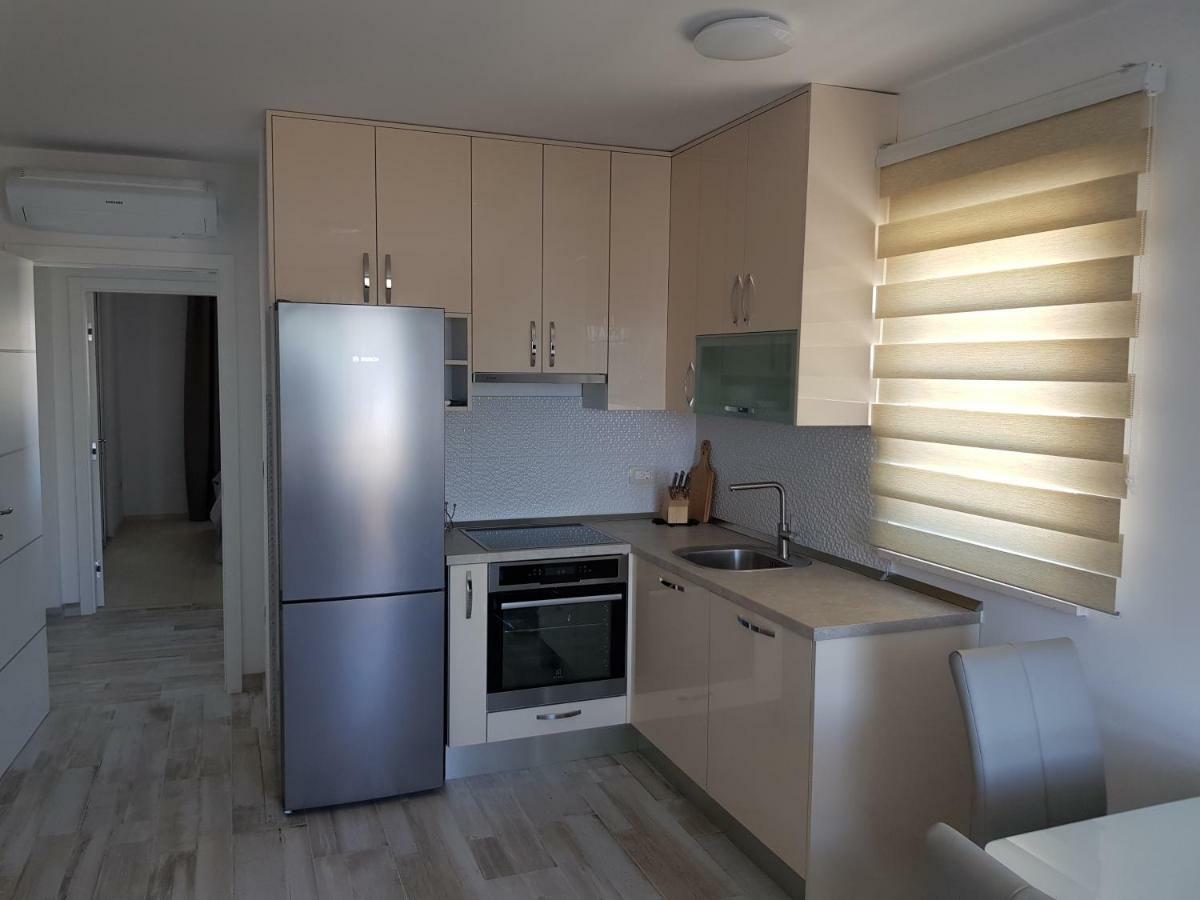 Apartmani Marella Seget Donji Exterior photo