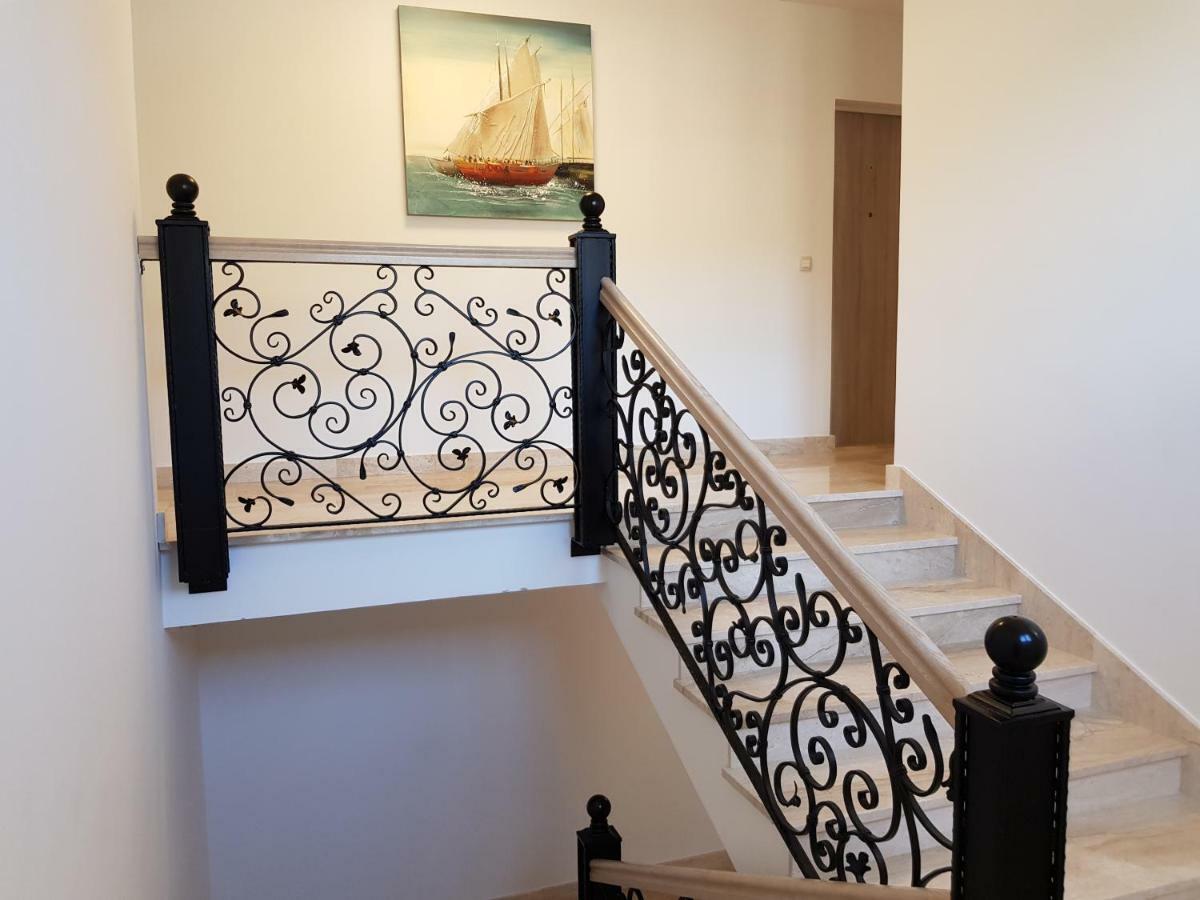 Apartmani Marella Seget Donji Exterior photo