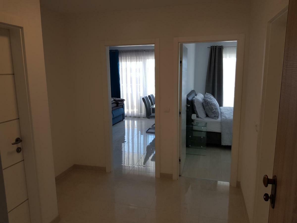 Apartmani Marella Seget Donji Exterior photo