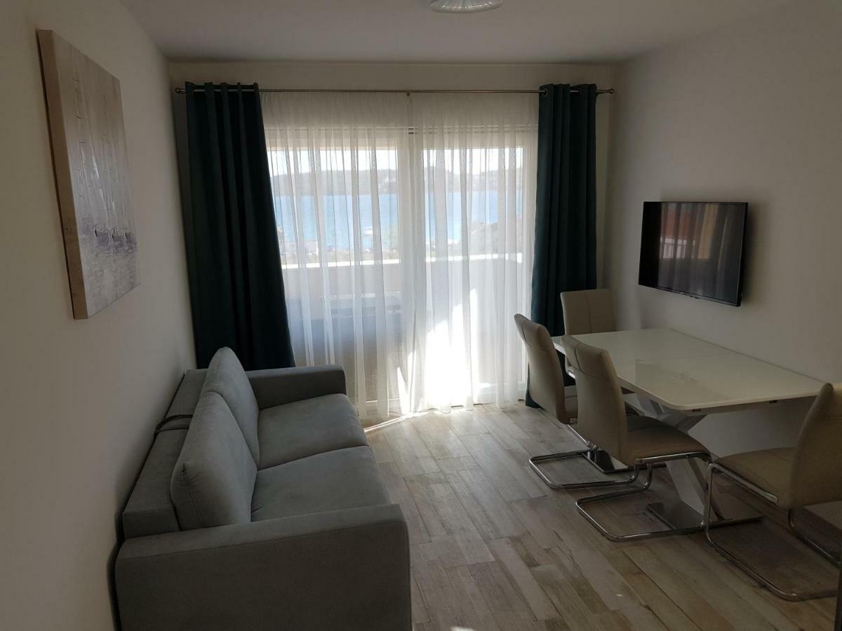 Apartmani Marella Seget Donji Exterior photo