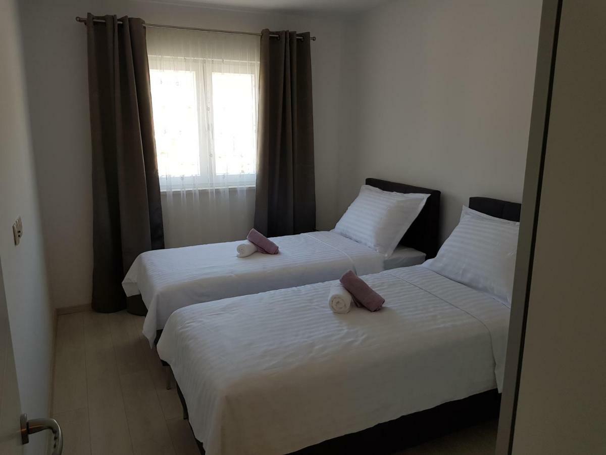 Apartmani Marella Seget Donji Exterior photo